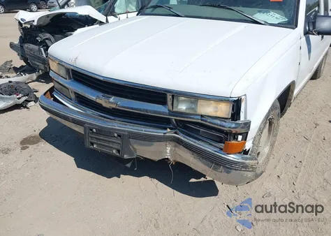 1998 Chevrolet C1500 Fleetside from USA, damaged, VIN 1GCEC19R6WE125780